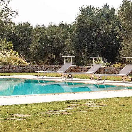 Trullo La Specchia Ostuni