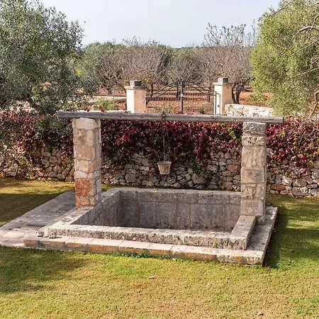 וילה Trullo La Specchia אוסטוני