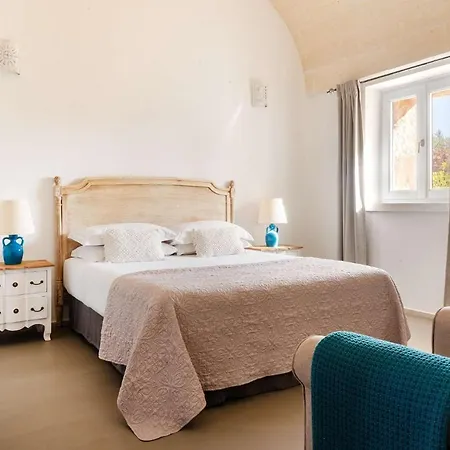 Trullo La Specchia * أوستوني